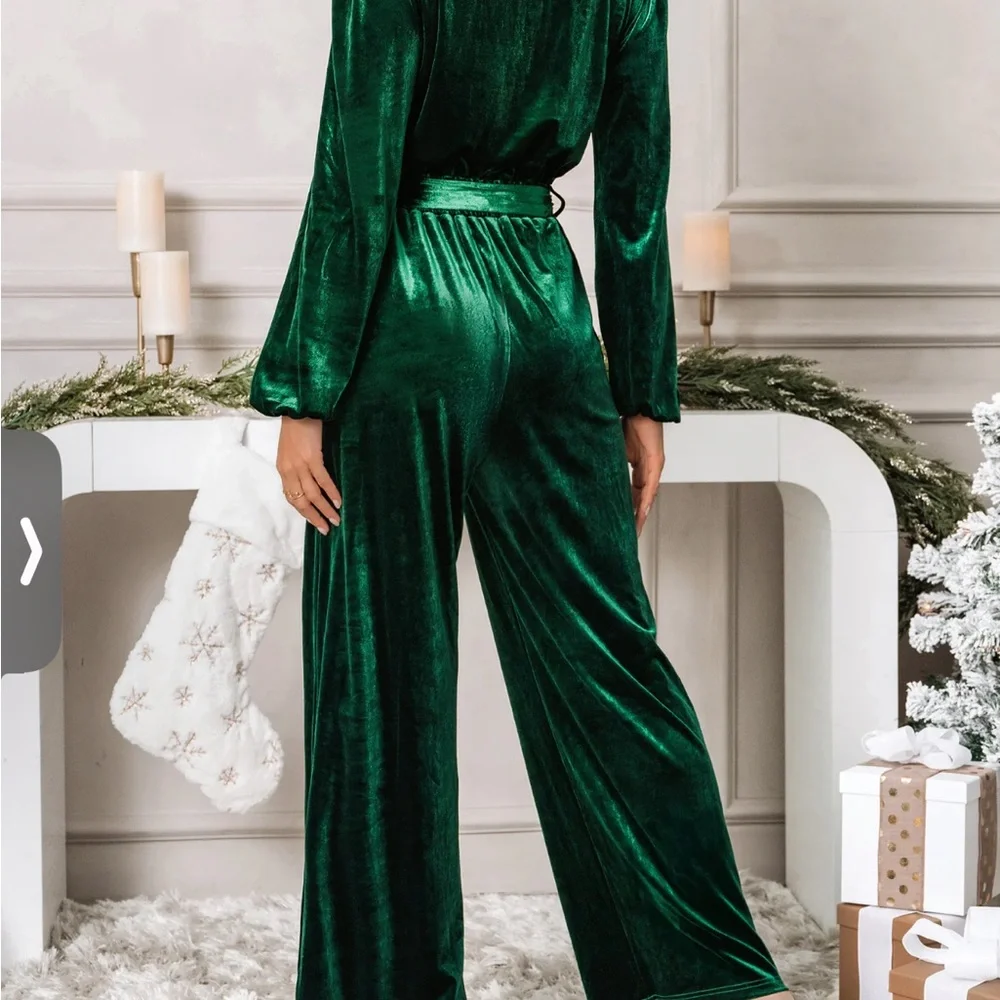 Cupshe Deep Green Velvet Dress